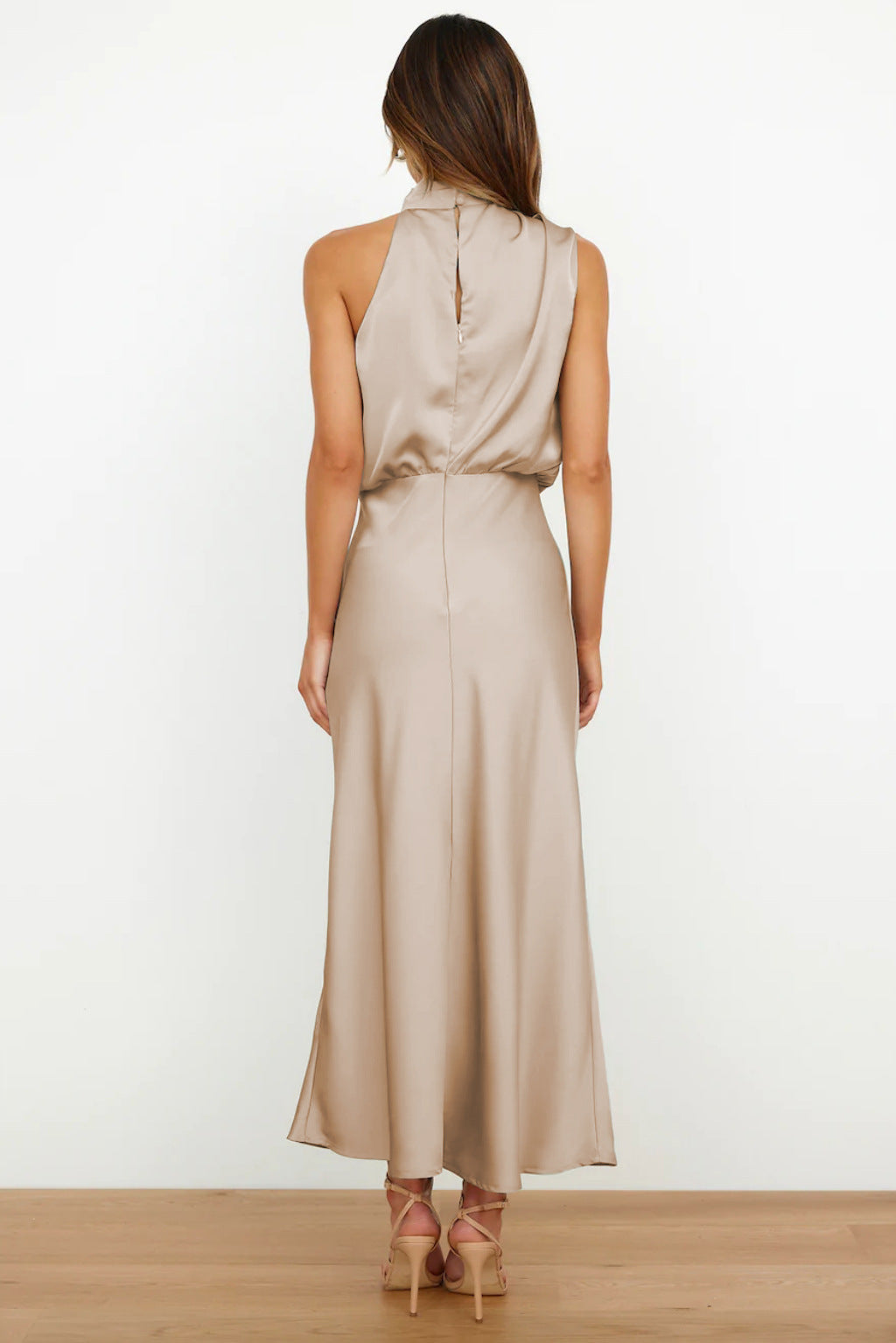 LARA | SATIJNEN KLEID