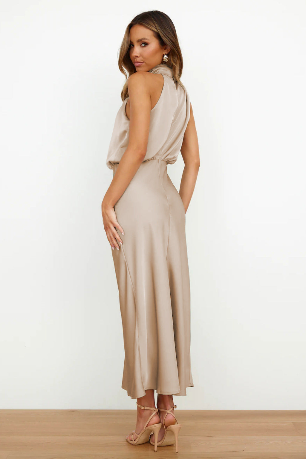 LARA | SATIJNEN KLEID